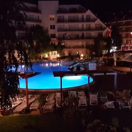 Sun Village Appartamento Sunny Beach